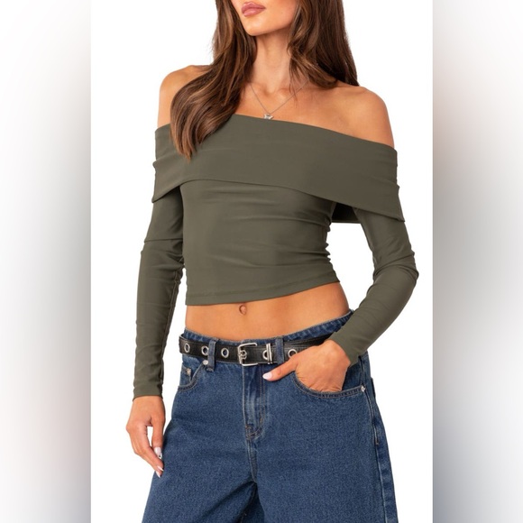 Edikted Off-Shoulder Olive Green Women's Top - Picture 5 of 11